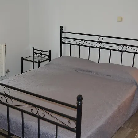Holiday home Elpida's Palaiontsiflikion